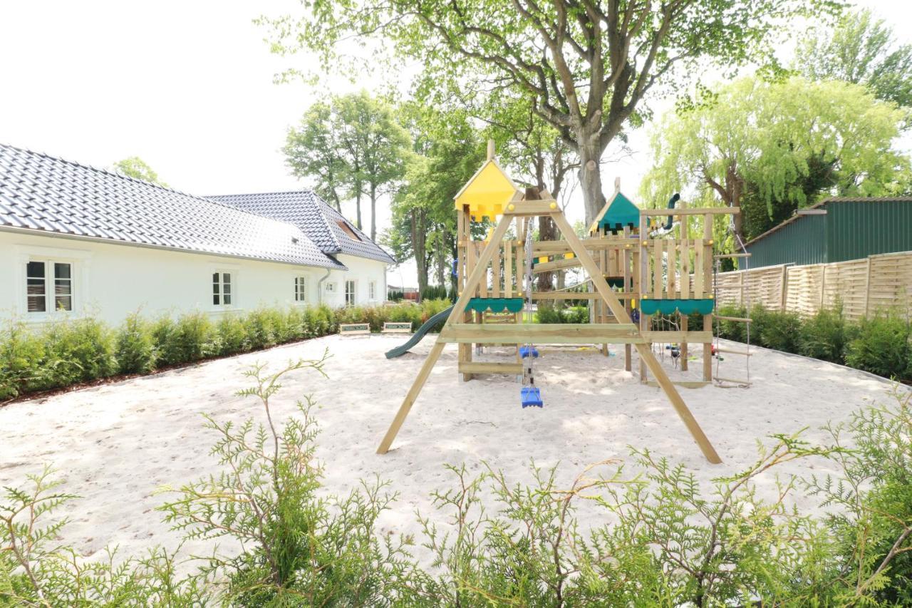 Grömitz Kavaliershaus Henriettenhof מראה חיצוני תמונה